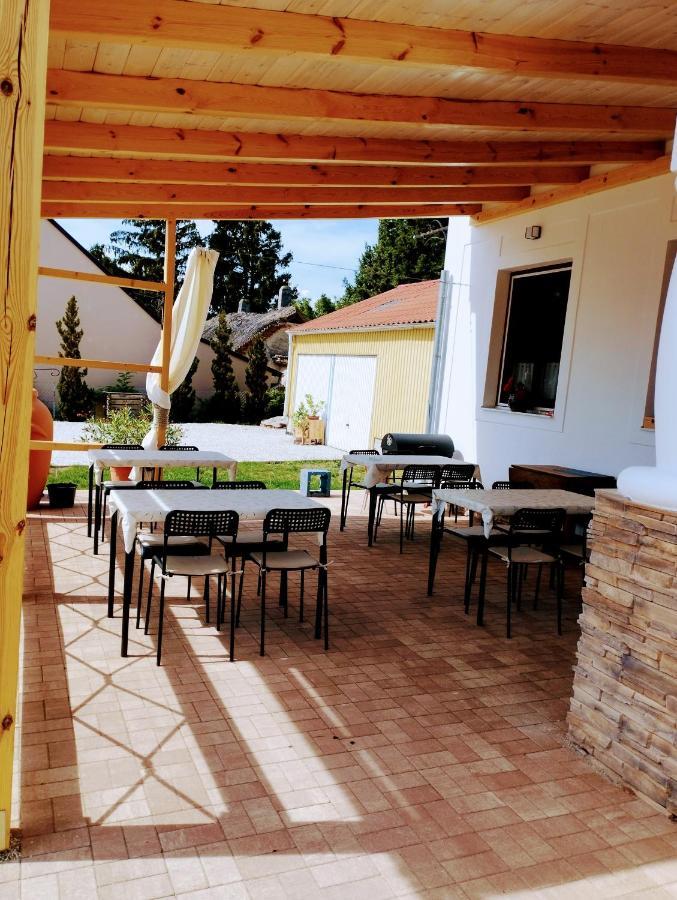 Regori Haz Hotel Balatongyörök Екстериор снимка